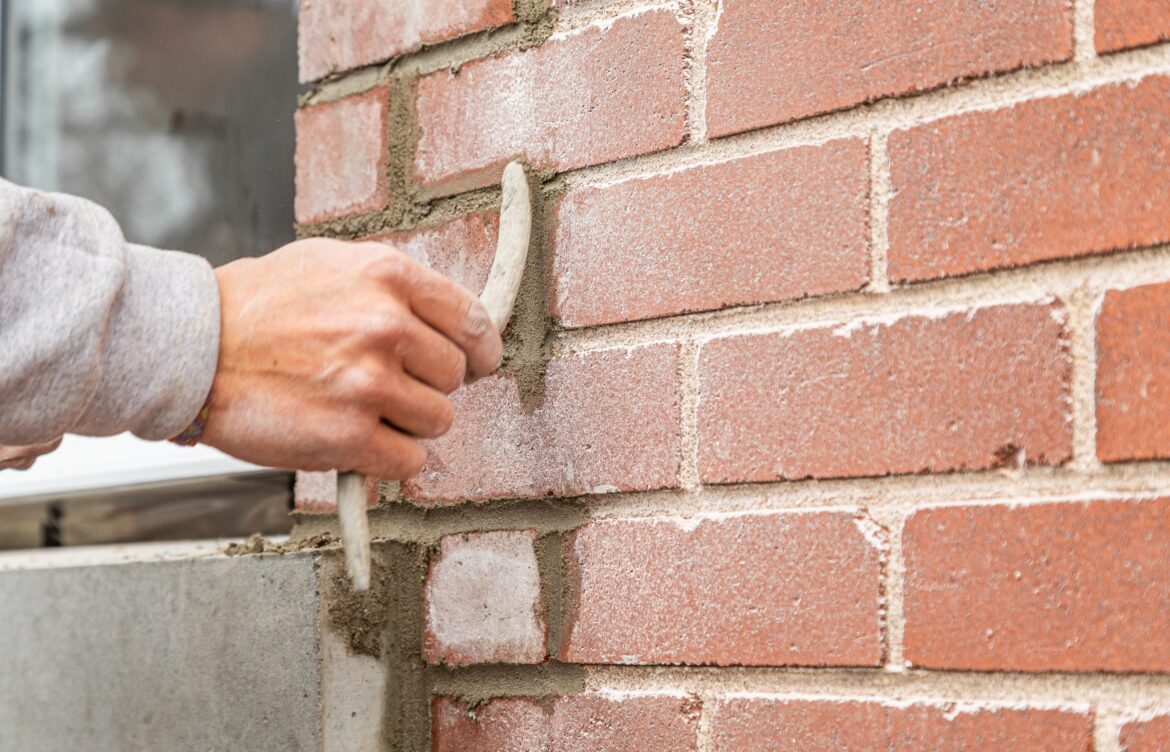 Tuck Pointing and Repointing