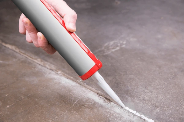 Expert Caulking Services for a Leak-Free Home | Professional Sealant Solutions