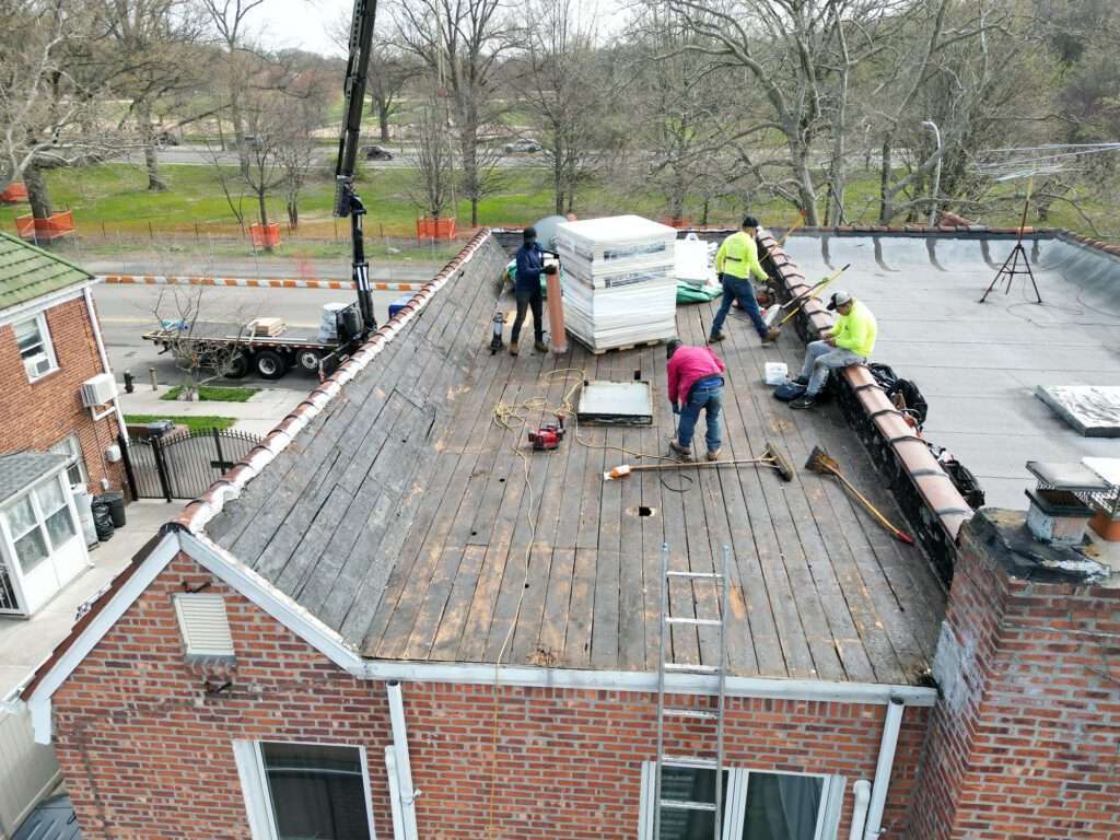 Professional Roofing Services | 1000+ Clients Served